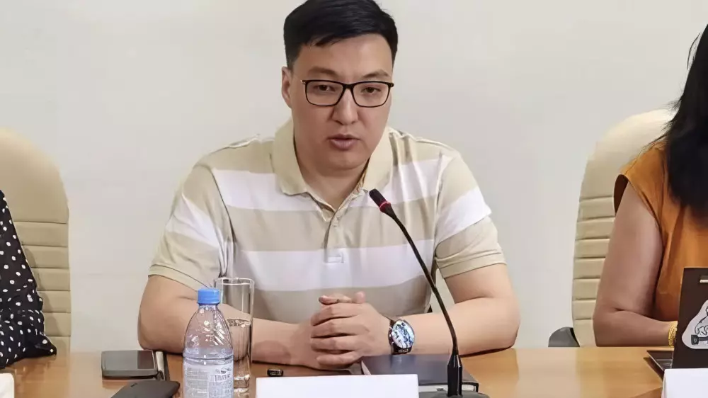 Суд лишил лицензии адвоката Мурата Адама