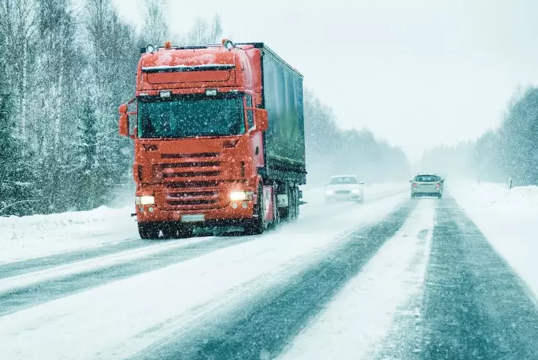 Фурам закрыли путь через Кордай из-за резкого ухудшения погоды