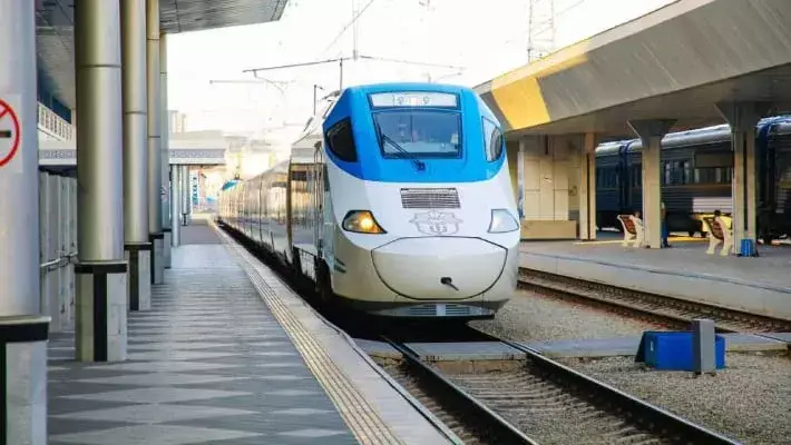 С февраля билеты на поезда в Узбекистане подорожают на 15%