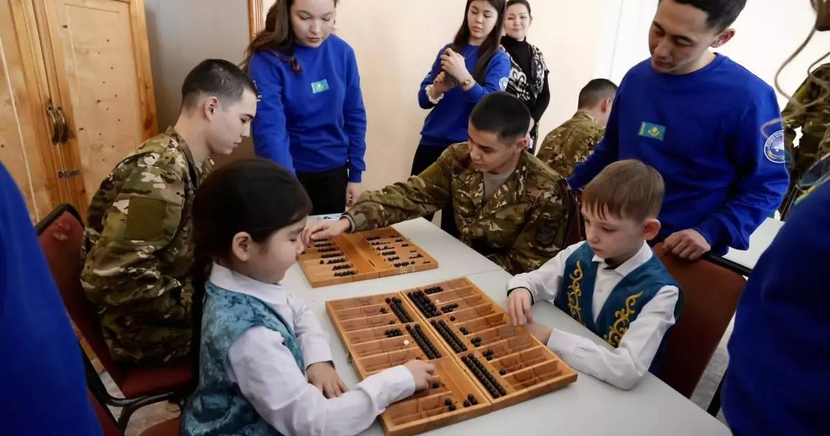  Тогызкумалак для всех: в Семее открылся клуб по обучению национальной игре 