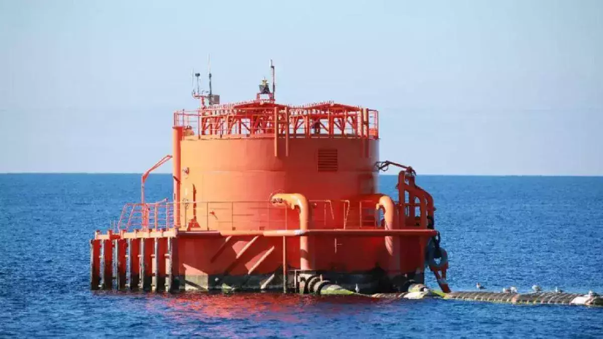 Казахстан перенаправляет потоки нефти в обход России через BTC, Германию и Китай.