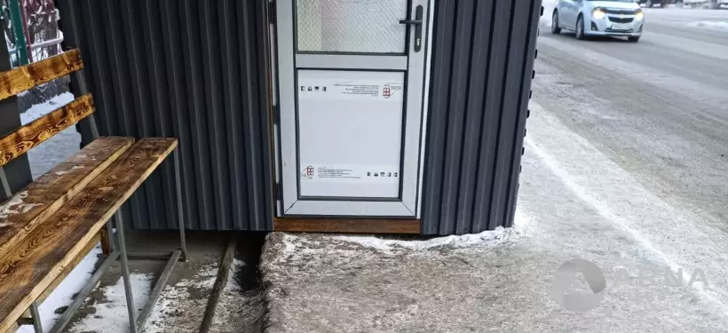 Почему новые теплые остановки оказались закрытыми для пассажиров в одном из районов Семея