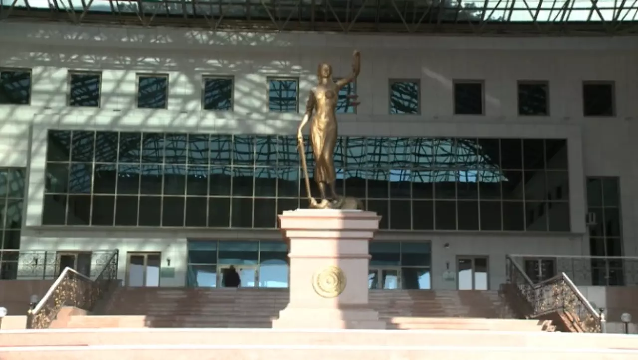 По протестам прокуроров пересмотрено более 300 решений судов