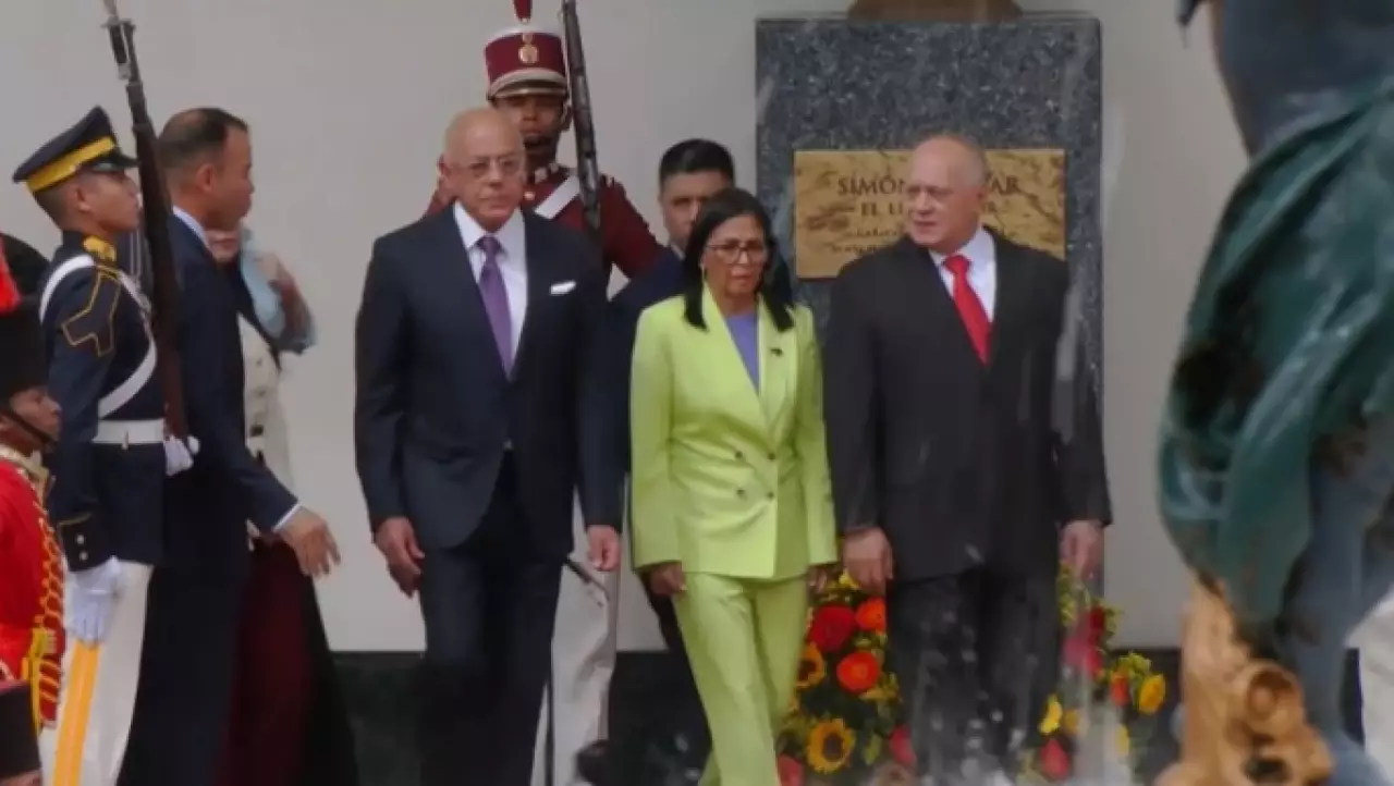 В Венесуэле восстановили доступ к соцсети Х