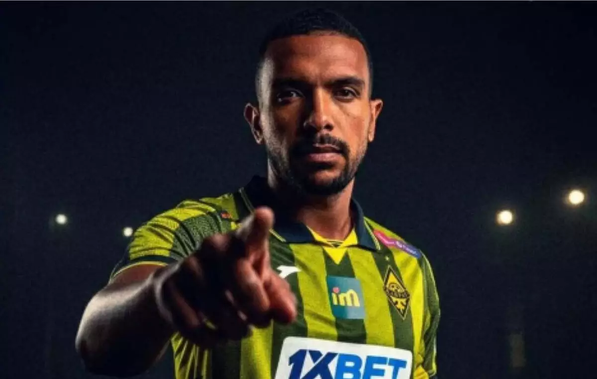 “Қайрат” қатарына тағы бір легионер футболшыны қосты