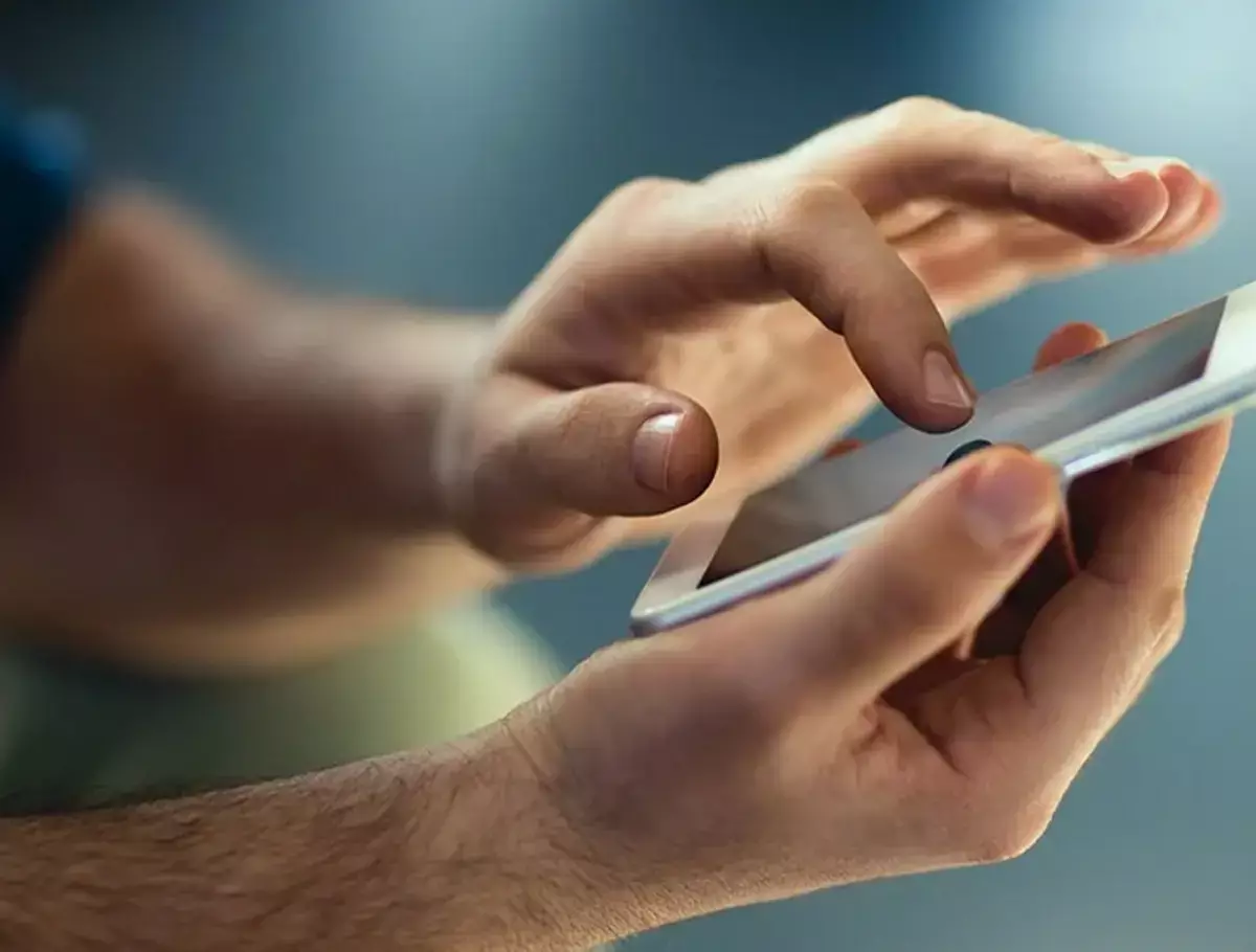 Неожиданный гость на линии 1414: кто и зачем звонит казахстанцам - новости на Lada.kz 16.01.2026