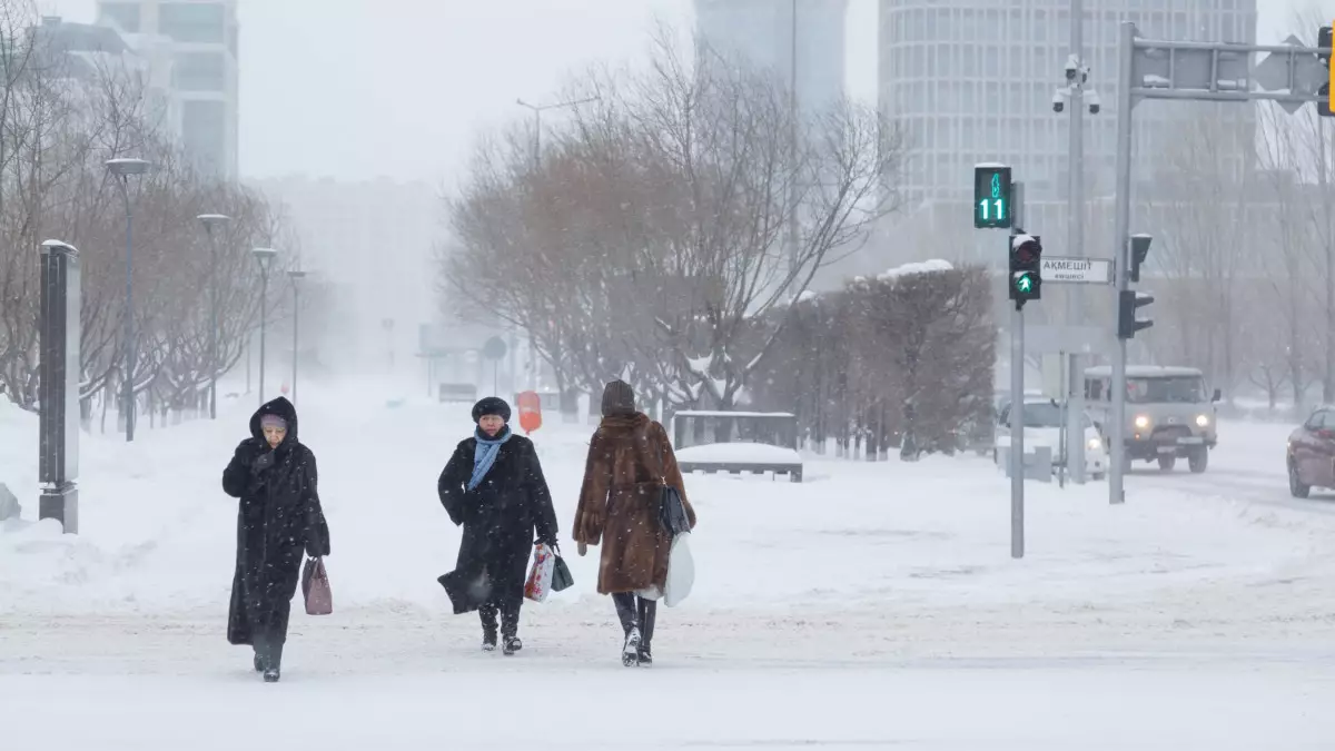Бірнеше өңірде дауылды ескерту жарияланды