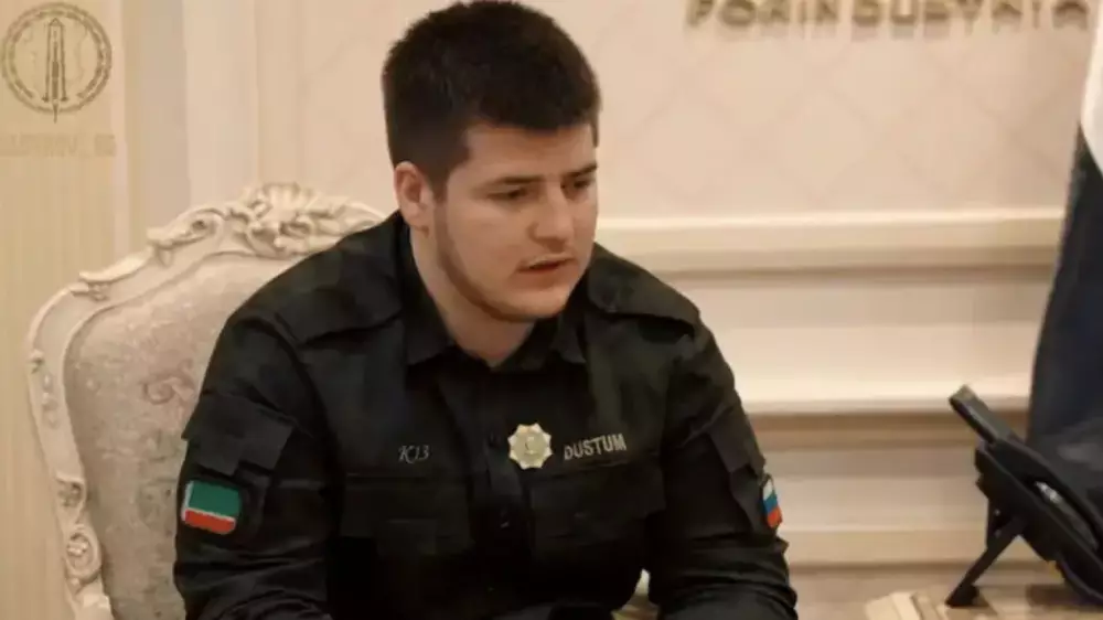 Шешенстан басшысы Рамзан Қадыровтың ұлы Адам Қадыров жол апатынан кейін жансақтау бөліміне түсті - БАҚ