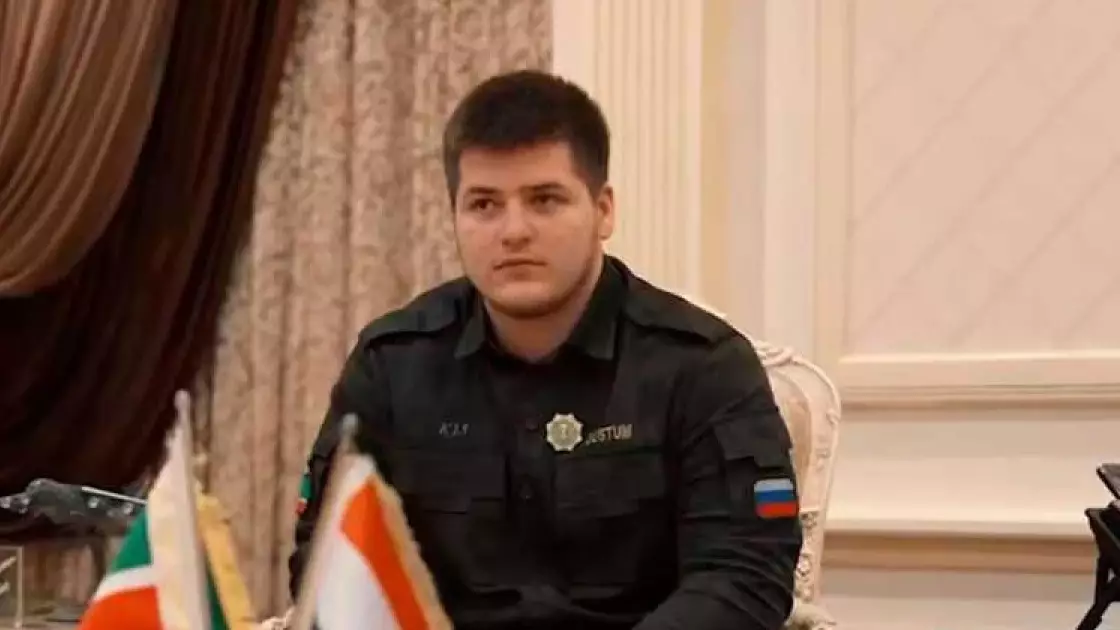 Рамзан Қадыровтың ұлы жол апатына түсіп, жансақтау бөліміне түсті 