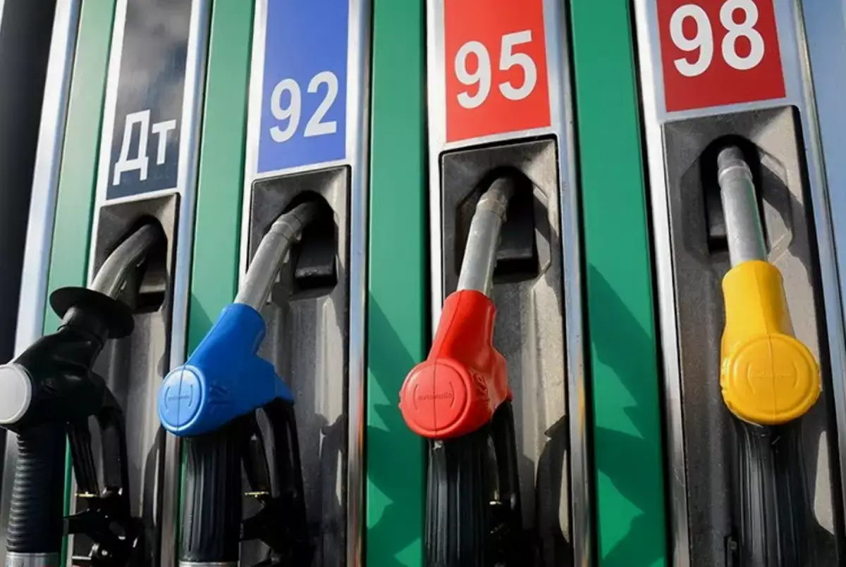 Бензин в Казахстане: почему дешевый АИ-92 живёт за счёт АИ-95 и при чём здесь ЕАЭС - новости на Lada.kz 17.01.2026