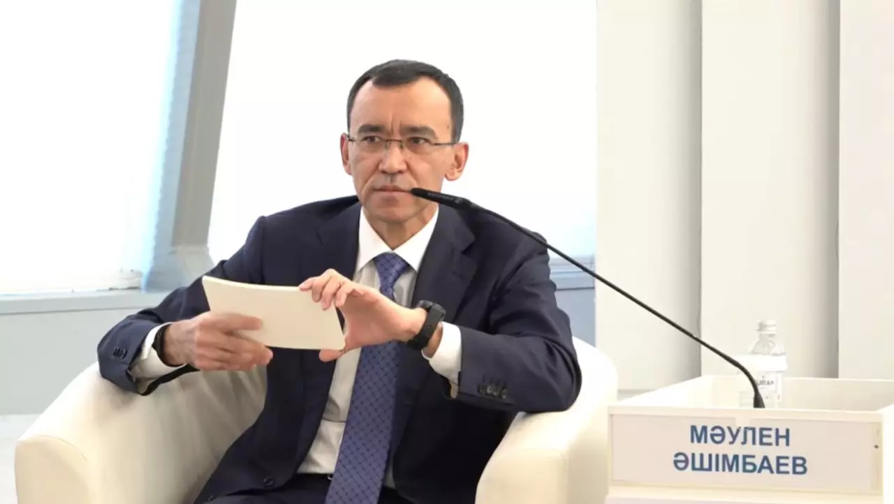 ЖИ дәуіріндегі мемлекеттік басқару және талдау