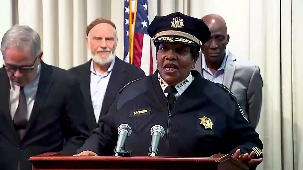 Угроза Филадельфии судебного преследования ICE может спровоцировать прецедентный судебный спор о полномочиях, предупреждают эксперты.