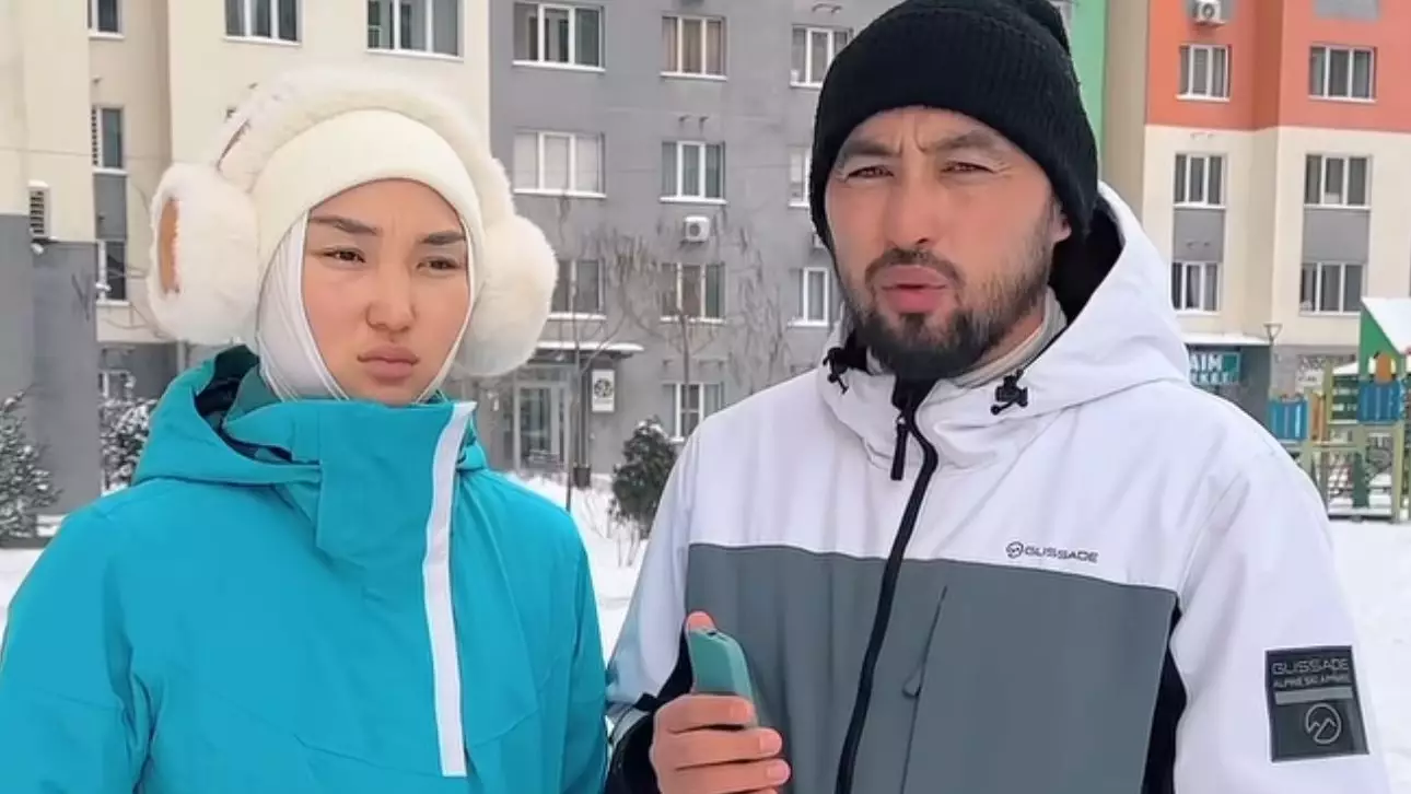 "Қорқамыз". 22 жастағы Нұрайды өлтірген деп айыпталған күдікті танымал блогерлердің туысқаны болып шықты