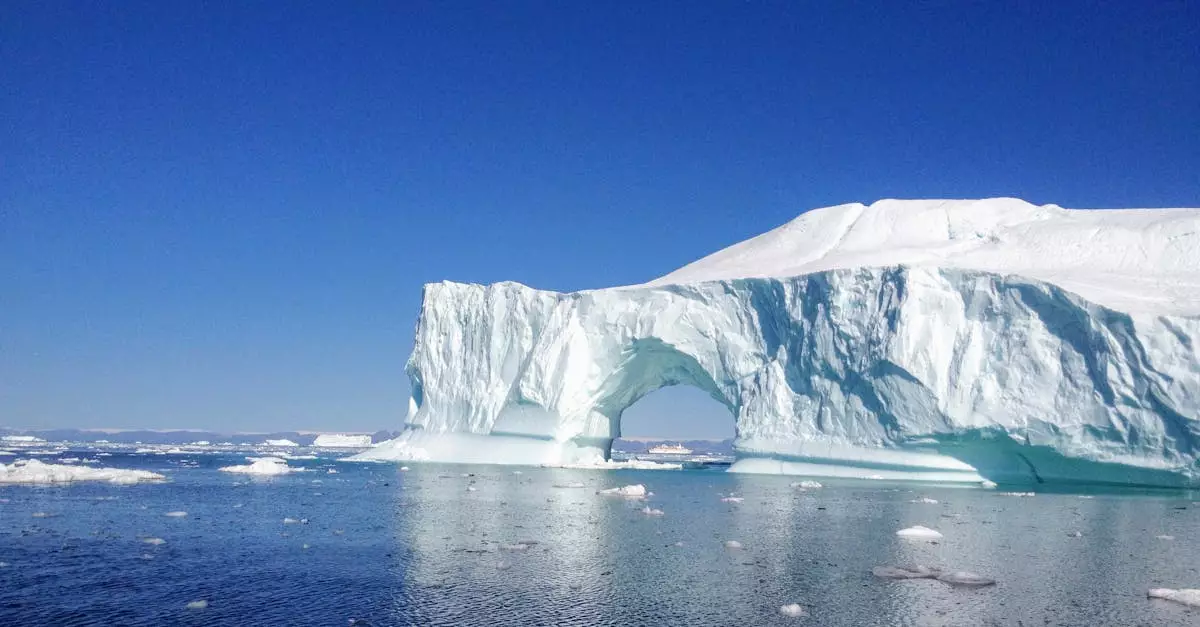 Трамп Еуропаға шарт қойды: Гренландия сатылмаса, 10% баж салығы салынады