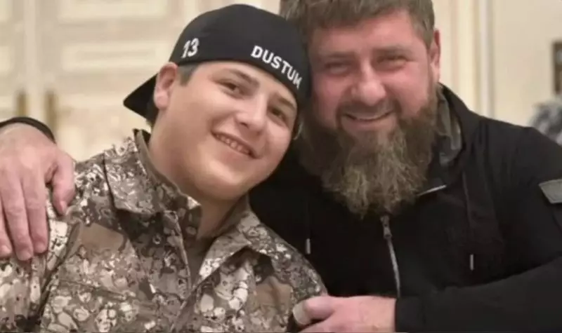 После сообщений о ДТП Кадыров показал сына Адама на совещании и с новой медалью