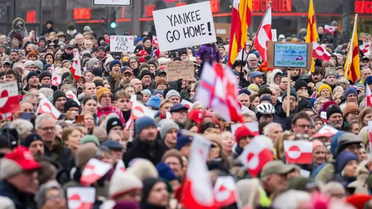 "Еліміз сатылмайды": Гренландия мен Дания тұрғындары Трампқа қарсы жаппай ереуілге шықты