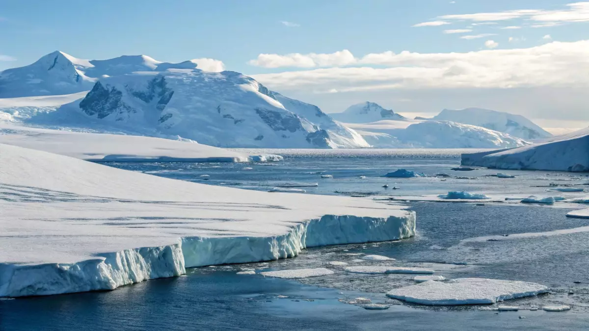 Подо льдами Антарктиды обнаружили секрет изменения климата