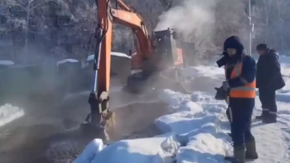 Елдің шығысында тағы бір коммуналдық апат: Өскеменде тұрғындар сусыз қалды