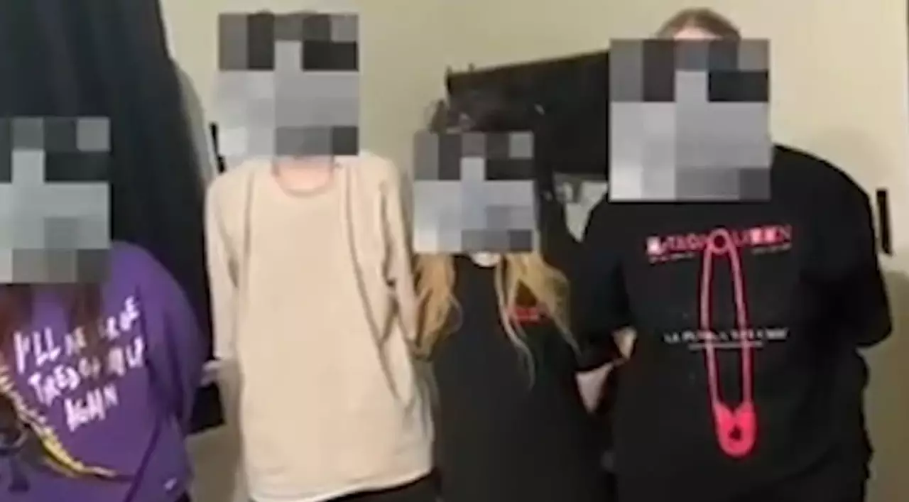 Қарағандыда интернет-дүкен арқылы есірткі саудалағандар ұсталды