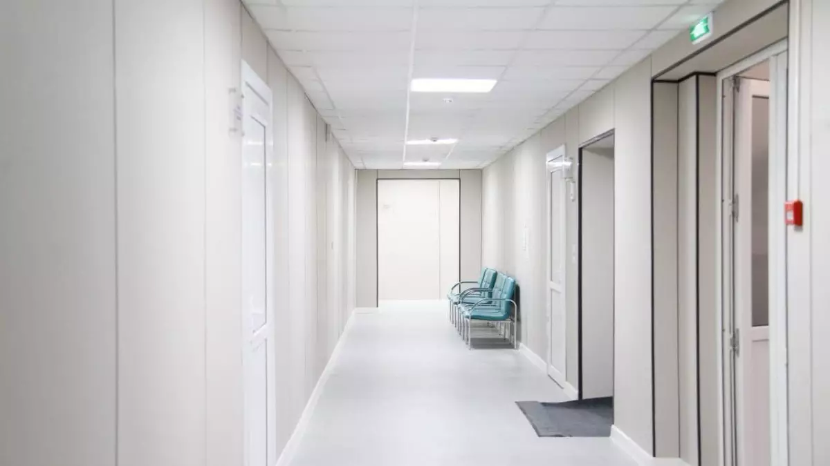 Өскеменде 1971 жылы салынған емханаға алғаш рет жөндеу жүргізілді