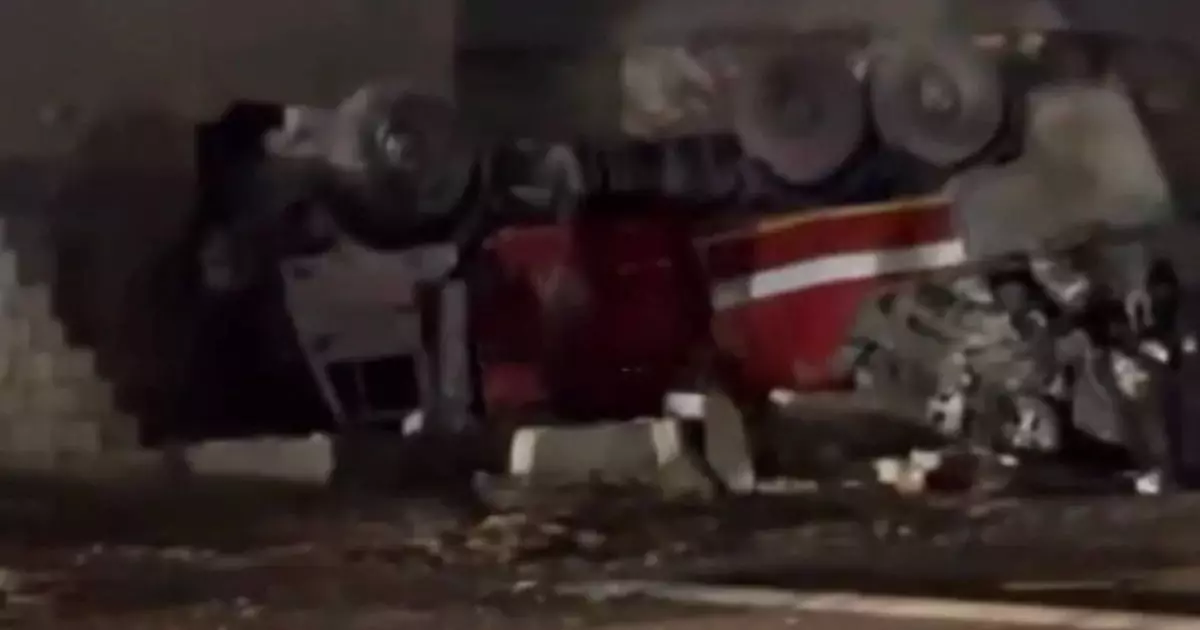  Жаңаөзенде өрт сөндіру көлігі тұрғын үйге соғылып, екі адам көз жұмды 