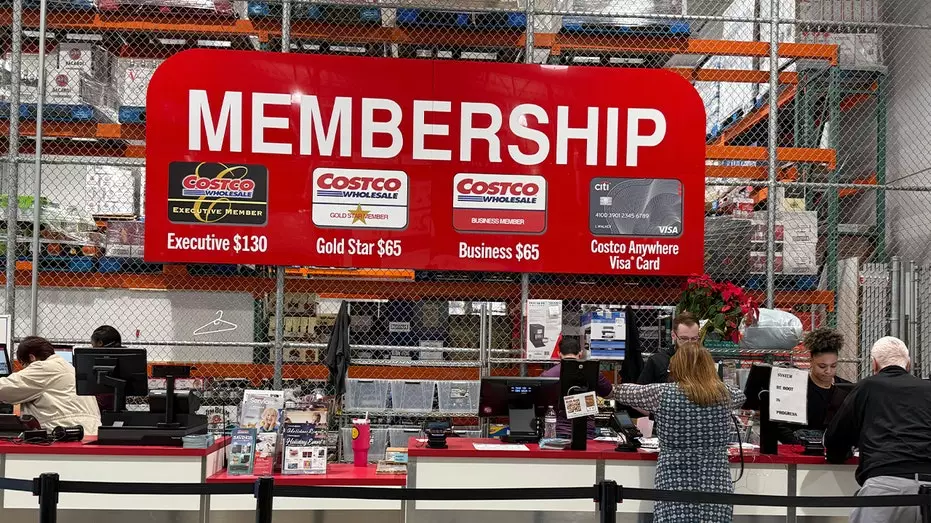 Costco незаметно повысила кэшбэк за топливо для держателей фирменных кредитных карт до 5%.