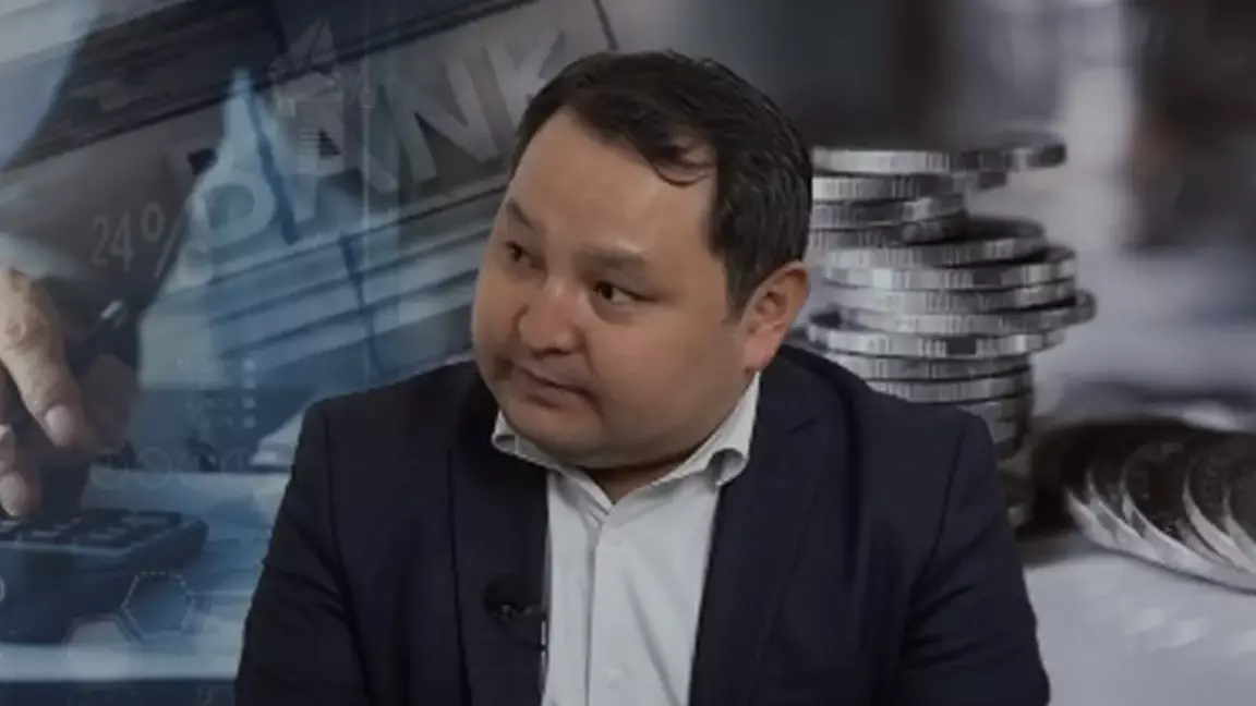 Танымал экономист Мақсат Халық: "Инфляциямен күреc - бағаны тоқтату емес, жүйені түзету"