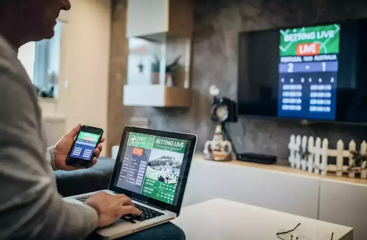 Переводы букмекерам и ипотека: что на самом деле учитывают банки