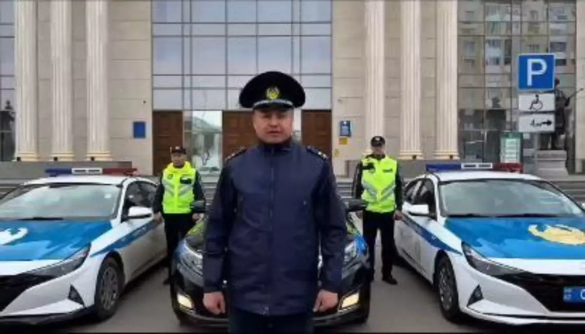 "Қамқорлық үшін 500 мың теңге": Петропавлда полиция командирі жүргізуші куәлігінен айырылғандарға емін-еркін жүруге мүмкіндік жасаған