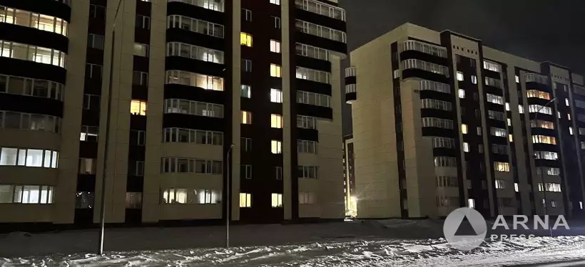 Семейде мектеп маңындағы көшеде жарық жоқ