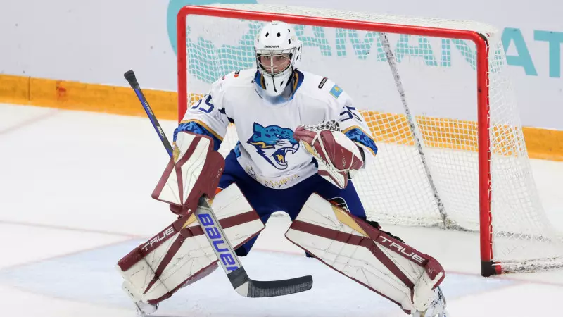 Владимир Никитин «Номад» клубының қақпасын қорғайды