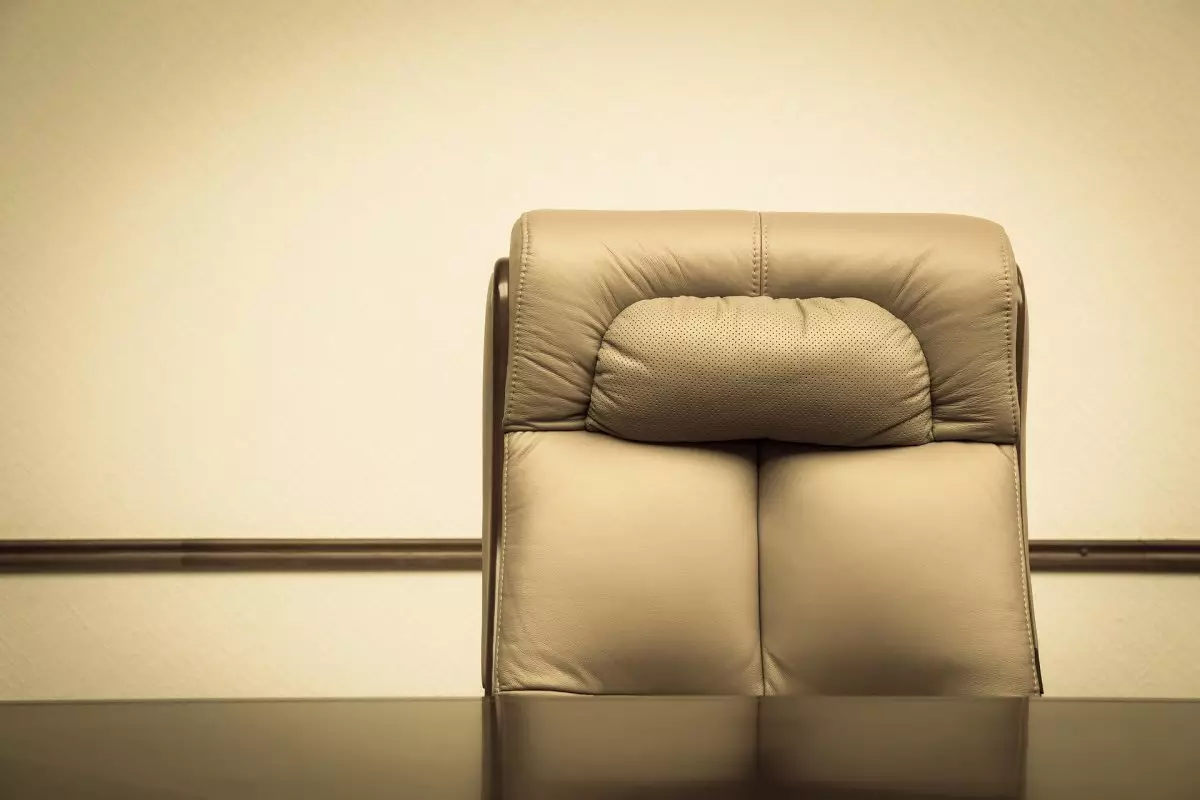 Кресло за 20 млн тенге: АФМ раскрыло схему хищений в университете Шымкента