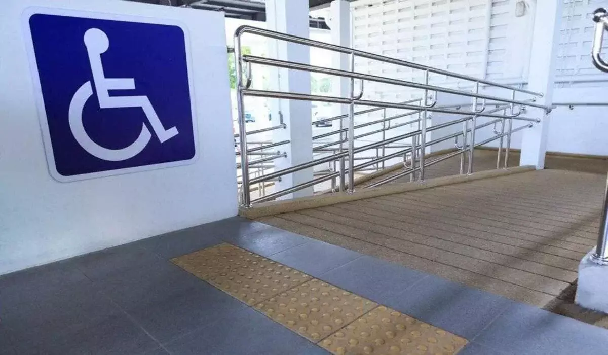 Пандусы, навигация и комфорт: как меняется инфраструктура для людей с инвалидностью в Казахстане