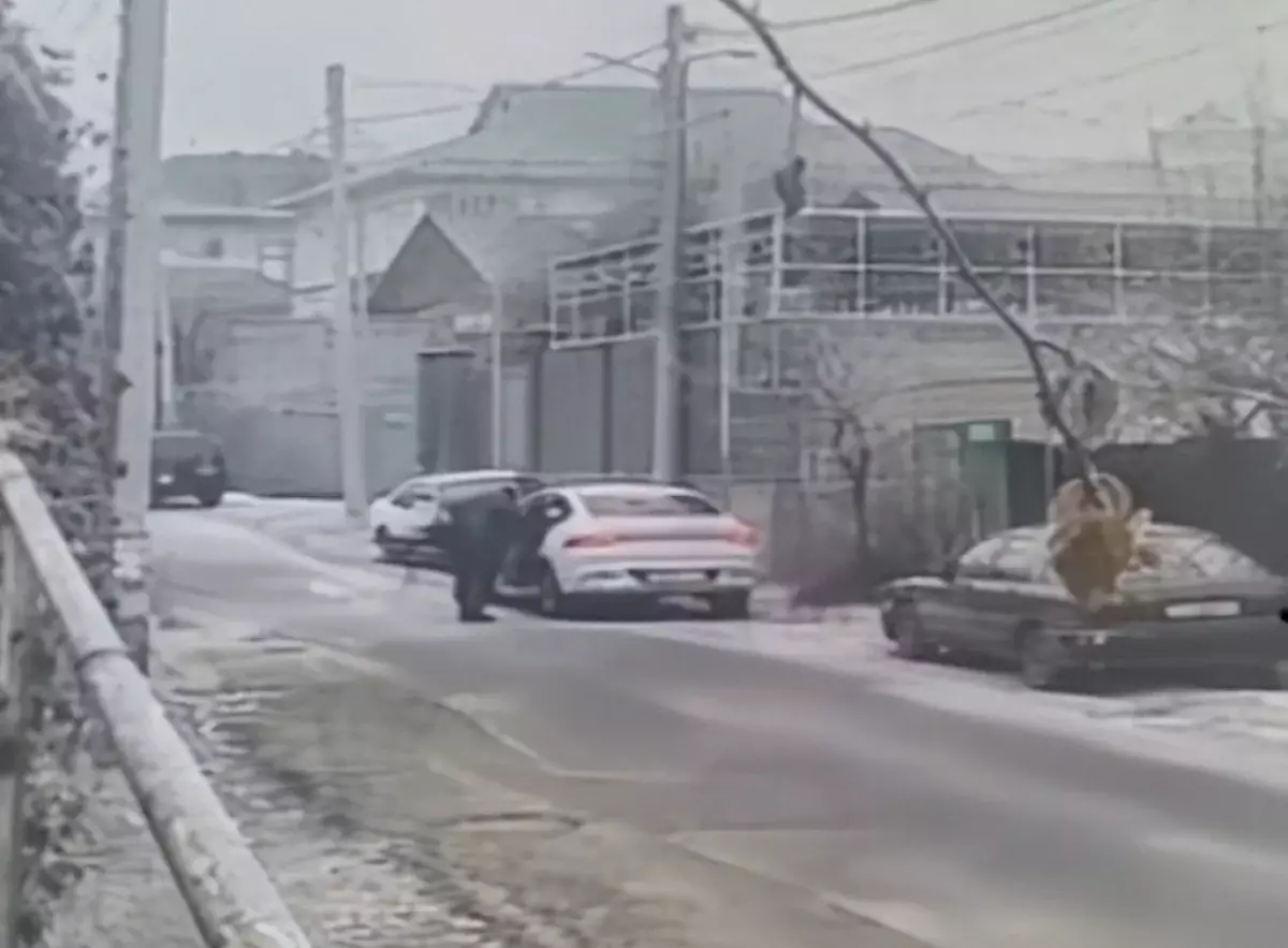 Дерзкое ограбление в Алматы: преступники связали хозяйку ради драгоценностей и денег