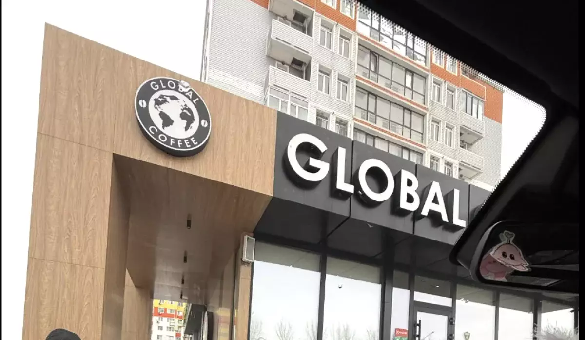 «Говорите по-русски»: жительницу Шымкента отказались обслуживать на казахском языке