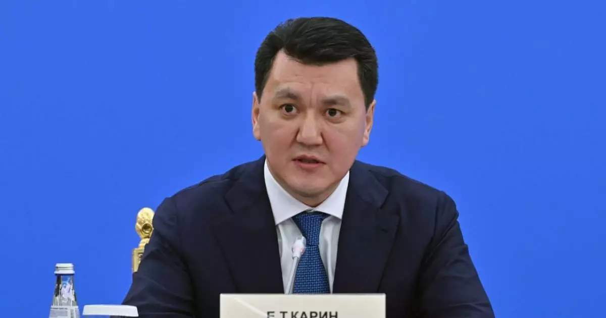  Парламенттік реформа еліміздегі саяси жүйені жаңғыртады – Ерлан Қарин 