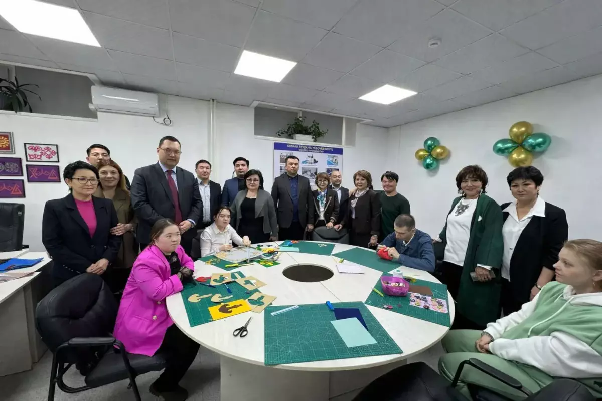 Алматыда әлеуметтік бейімдеуге арналған алғашқы тігін және тоқыма шеберханасы ашылды