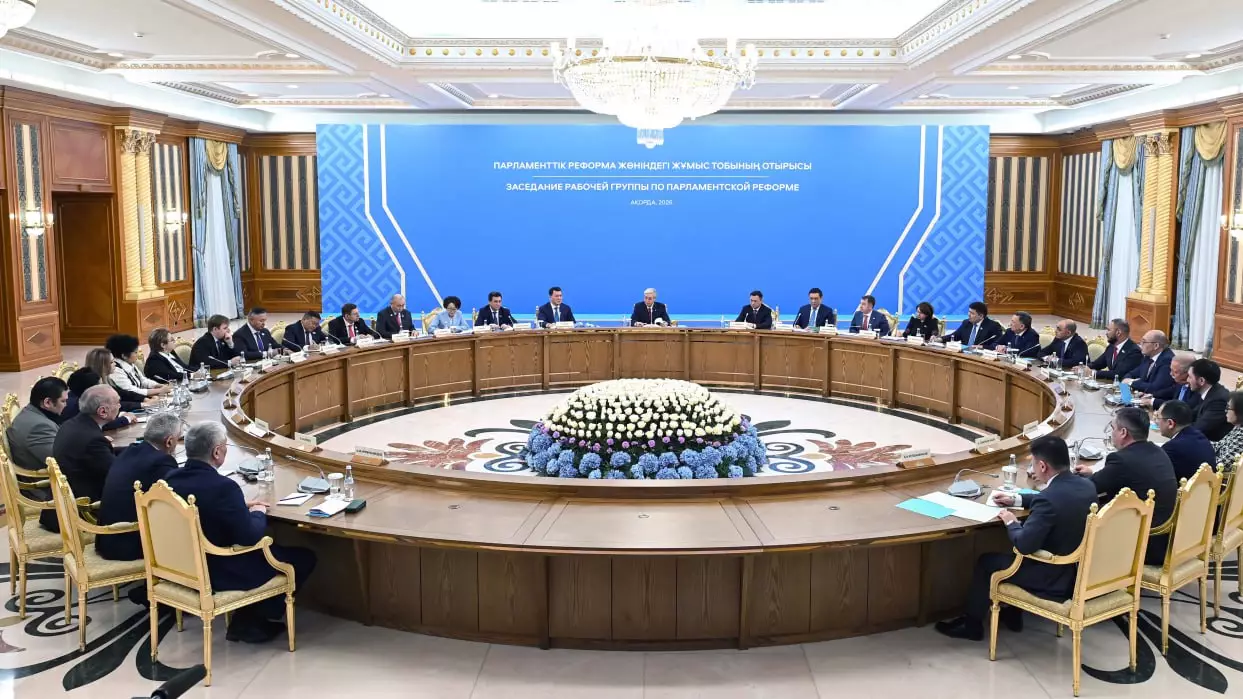 Тоқаев: “Ұлттық құрылтай отырысында еліміздің тағдырына қатысты бұл мәселе бойынша нақты пікірлерімді айтамын”