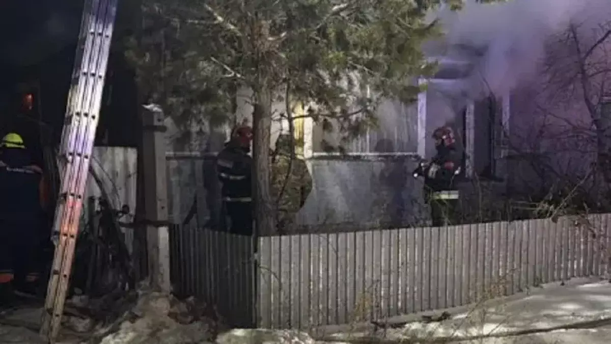 «Ушли в гости, заперев ребенка одного дома»: в СКО при пожаре погибла 5-летняя девочка