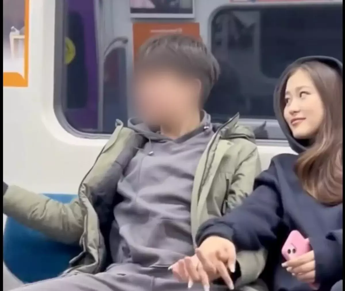 Домогательства или пранк? Казахстанская блогерша снова в центре грязного скандала