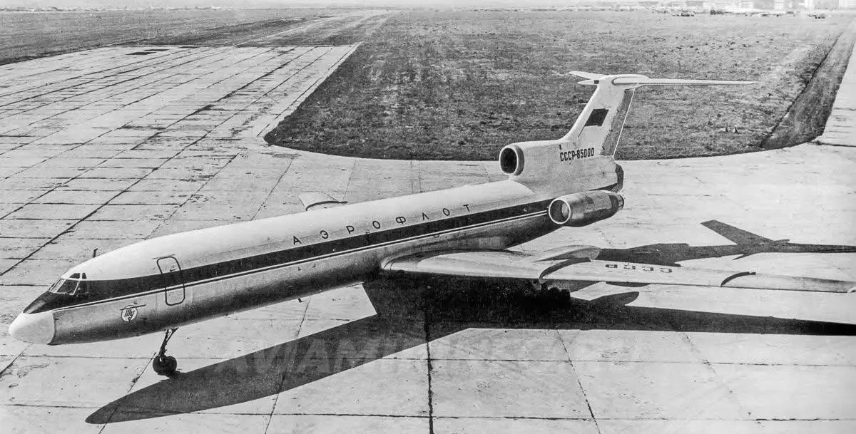 Ресей 30 жылдық ұшақтарды қайта әуеге көтермек: Сертификат мерзімі өтіп кеткен