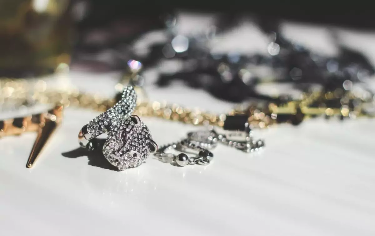 Алтын мен күміс бағасы рекордты деңгейде қымбаттады