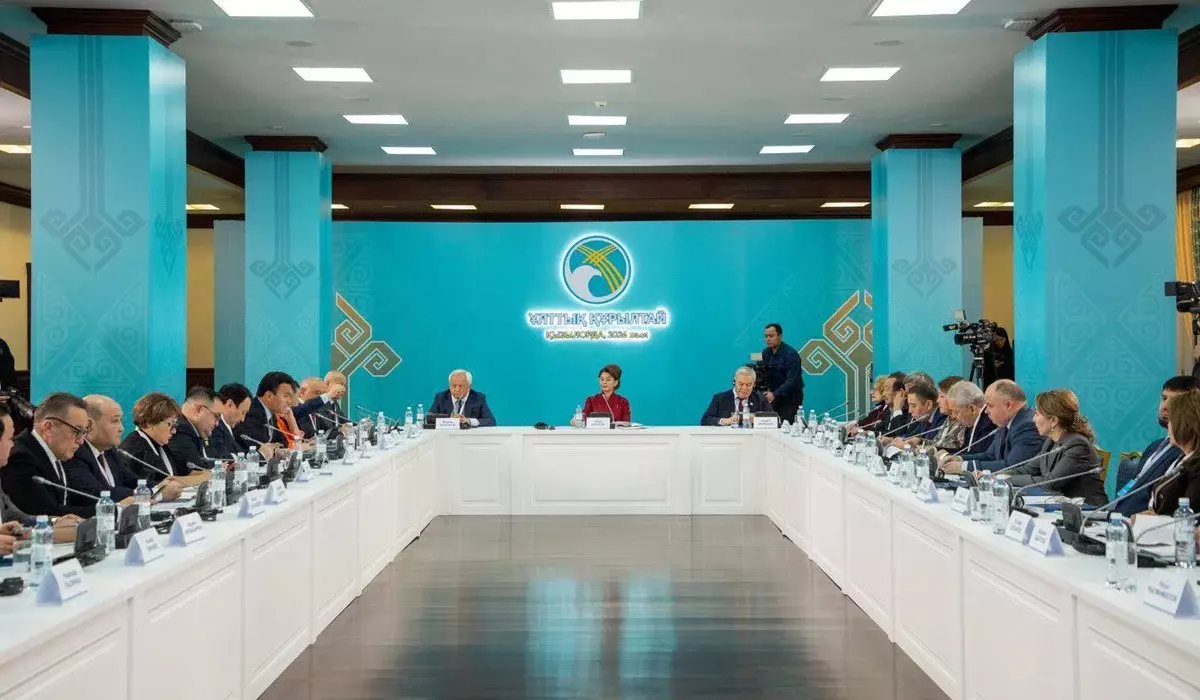 Балаева аударма кітаптар тізбесіне қатысты арнайы комиссия құруды ұсынды