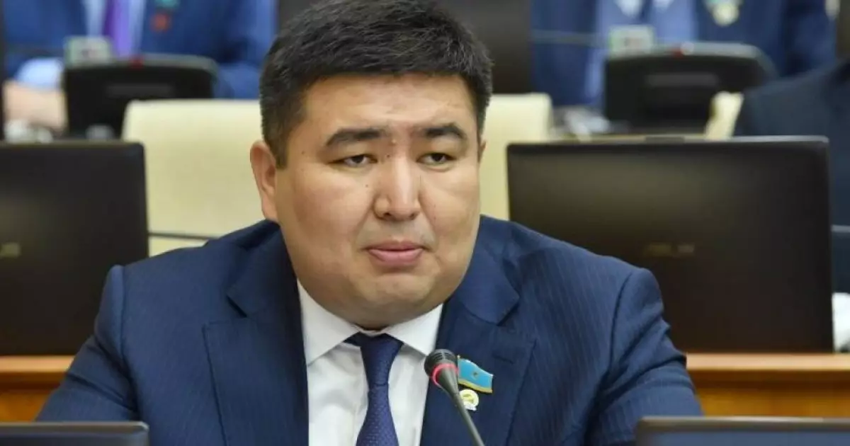  Бірпалаталы модель Парламенттің кәсібилігін арттырады – депутат 