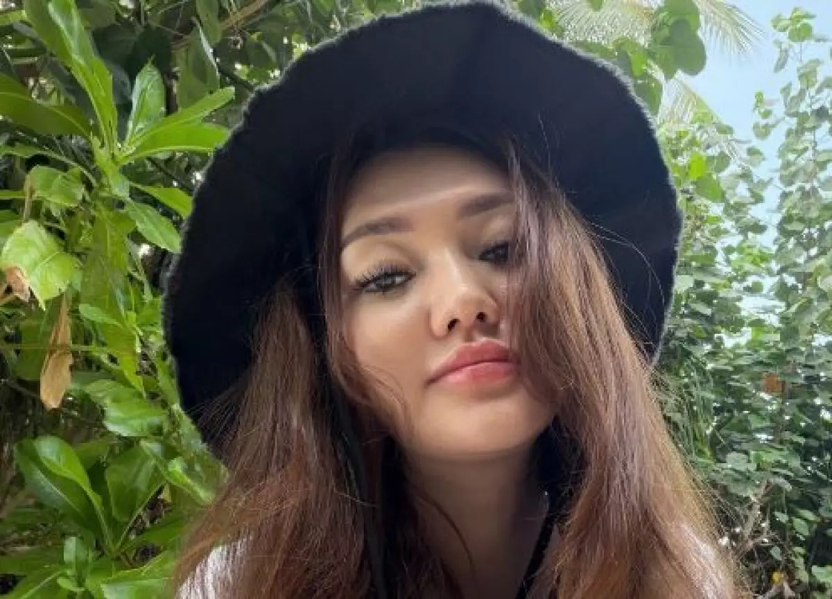 Ерке Есмахан показала жизнь на Мальдивах