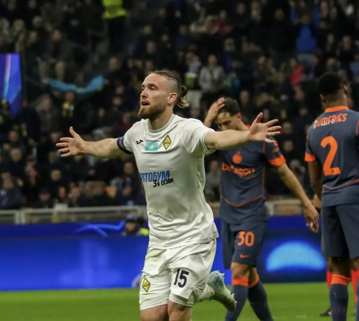 “Қайраттың” бұрынғы ойыншысы мансабын Бухарестте жалғастырады