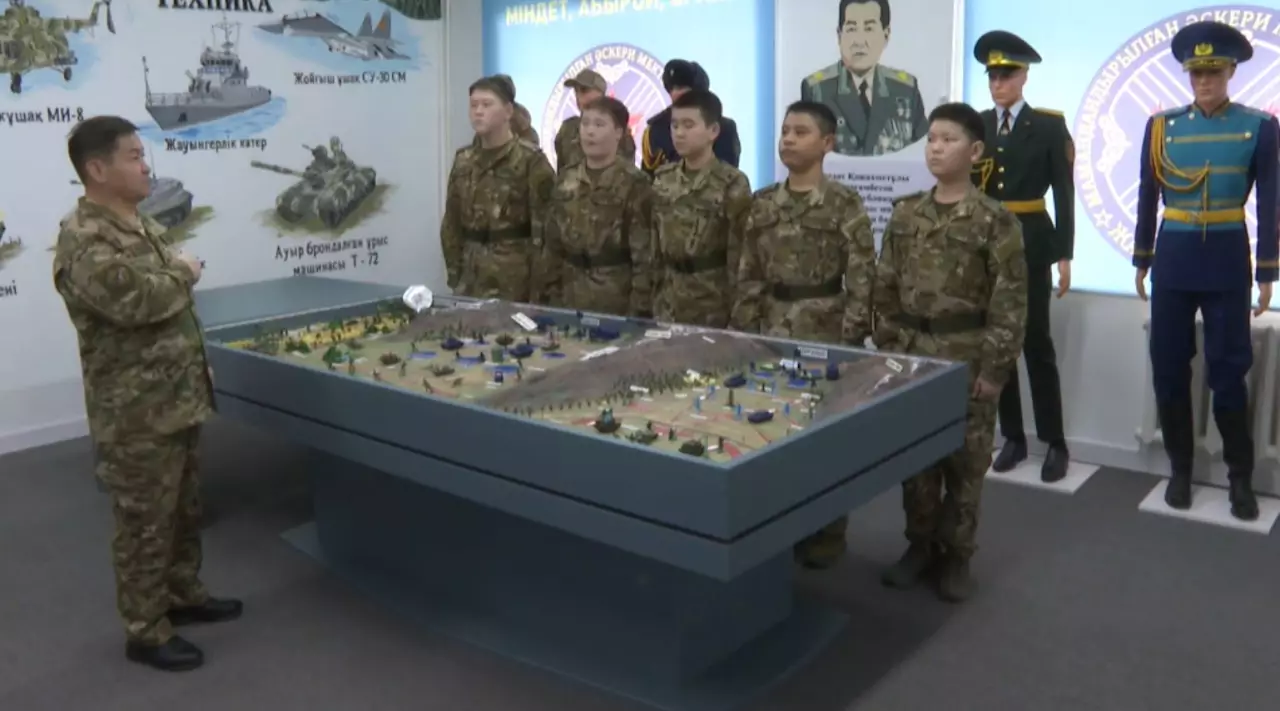 Таразда мамандандырылған әскери мектеп ашылды