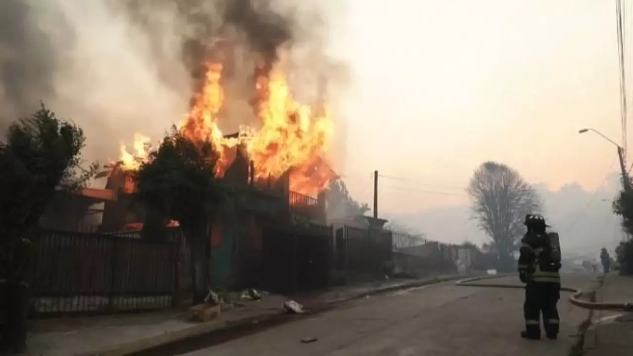 Пожары в Чили: эвакуированы 50 тысяч человек