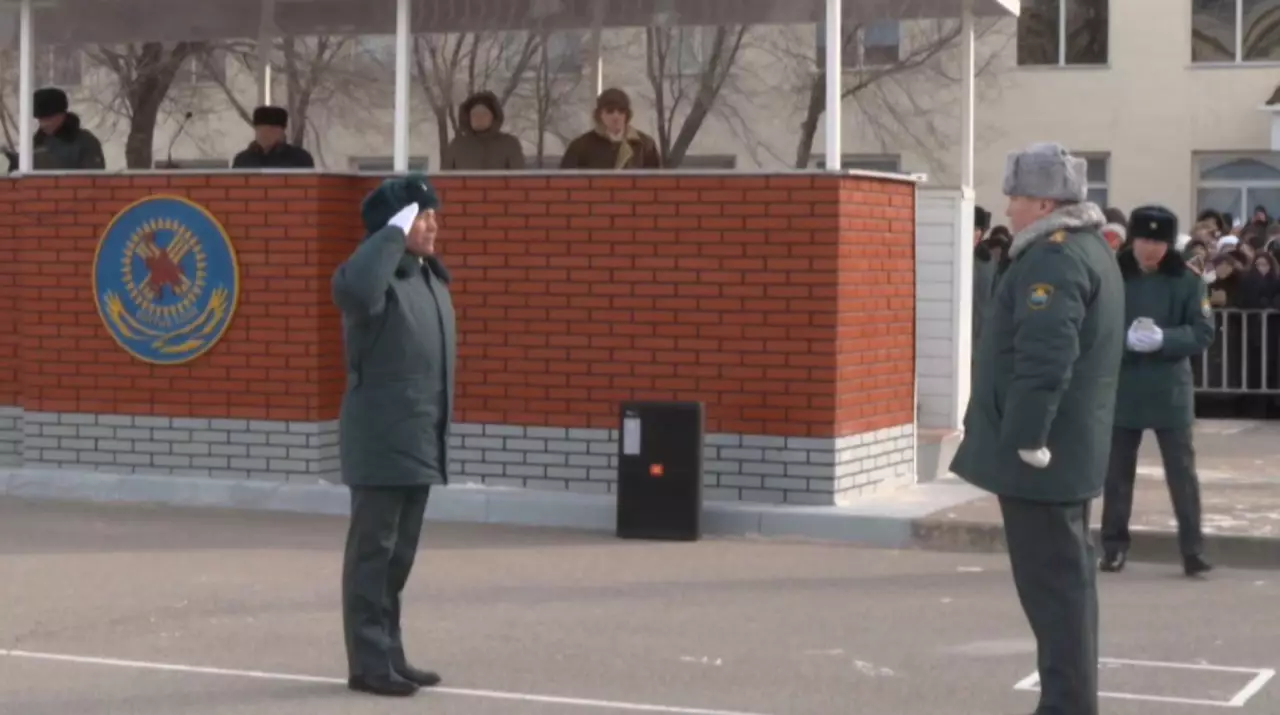 Алматы облысында жас сарбаздар ант берді