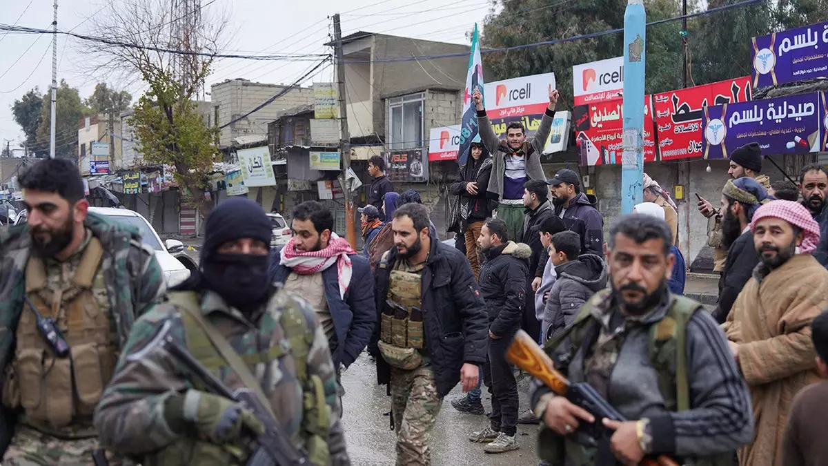 Верховный сенатор-республиканец заявил, что приветствует перемирие в Сирии, но действия должны соответствовать словам.